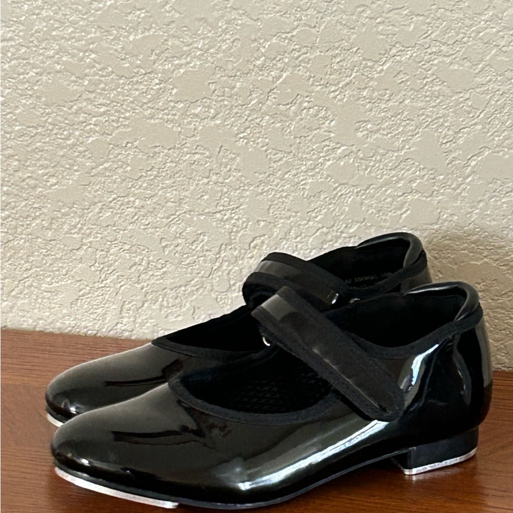 Girls Dance Shoes